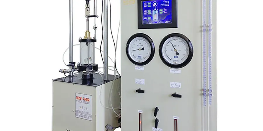 Triaxial Testing in League City: Shear Strength for Coastal Plain Soils